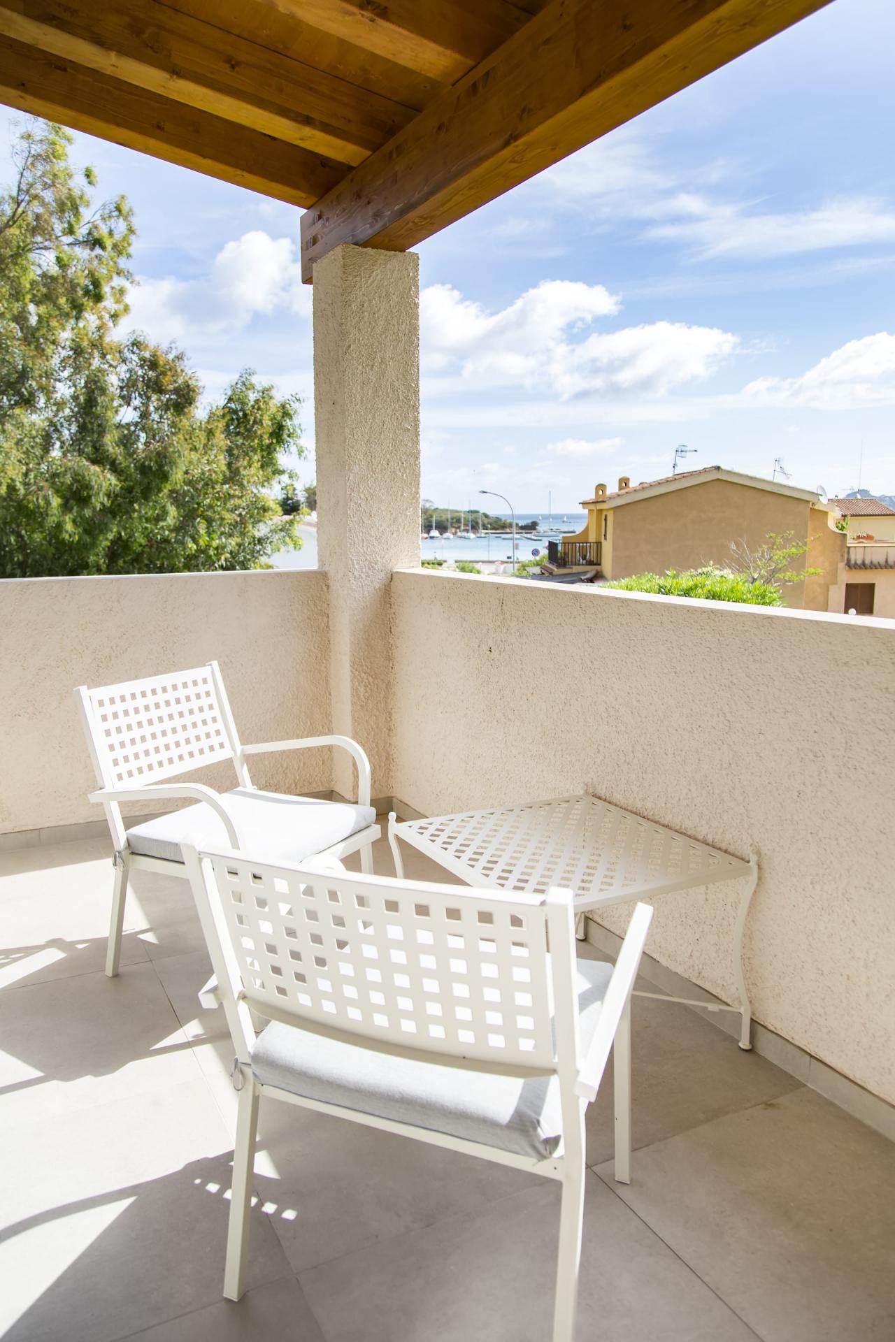 BLU HOTEL LACONIA